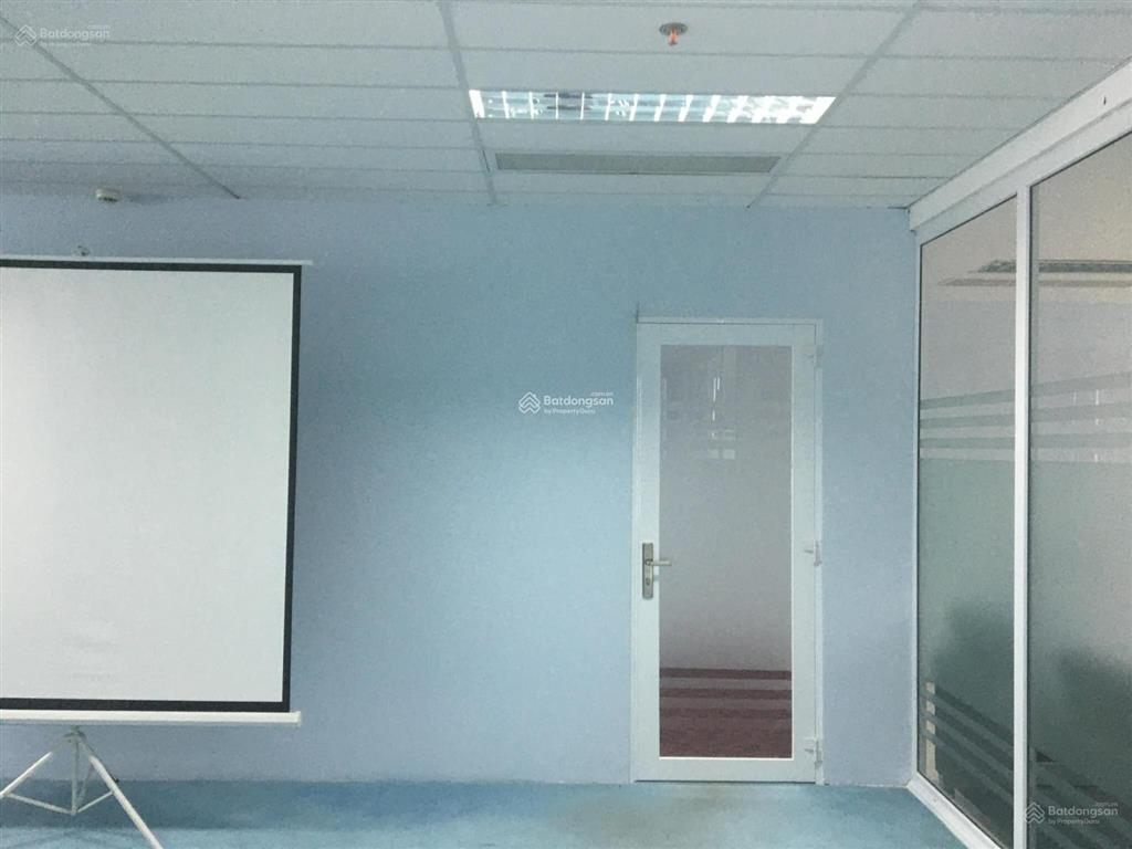 Cho thuê văn phòng tại võ văn dũng giá rẻ diện tích 20m2, giá 4,5 triệu, có xuất hóa đơn
