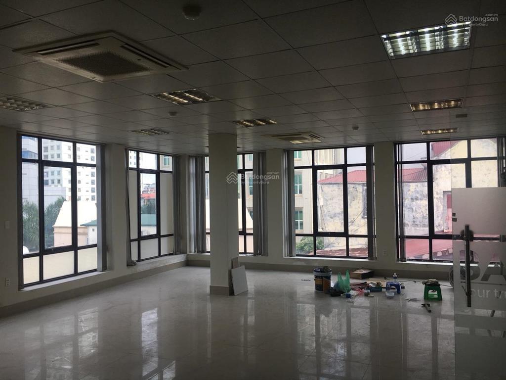 Cho thuê văn phòng tại ngõ 55 huỳnh thúc kháng diện tích 120m2 giá 25 triệu free 10 xe máy, dịch vụ