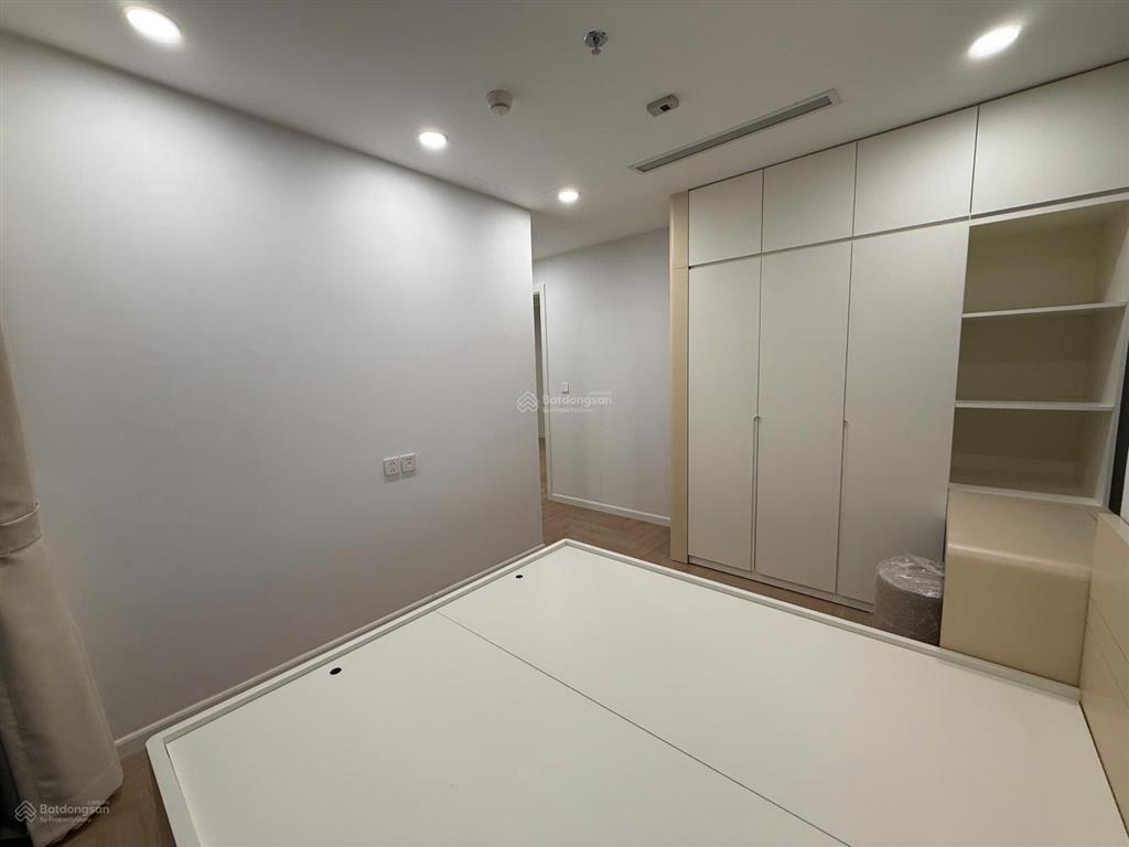 Cho thuê căn hộ m3m4 nguyễn chí thanh diện tích 120m2 4 ngủ giá 18,5 triệu full nội thất vào ởluôn
