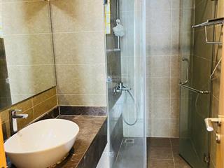 Bán căn hộ tại green diamond 93 láng hạ diện tích 136m2, 3 ngủ, giá 140 triệu/m2, nội thất cơ bản