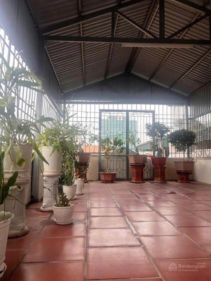 Cho thuê nhà nguyên căn tại ngõ 95 kim mã diện tích 79x5 tầng, 4 ngủ giá 25 triệu full nội thất