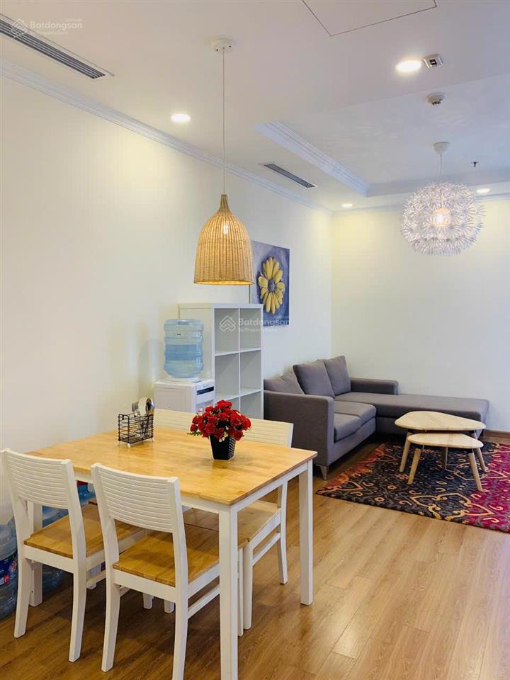 Cho thuê căn hộ tại vinhomes nguyễn chí thanh diện tích 120m2, 3 ngủ giá 25 triệu nội thất đầy đủ