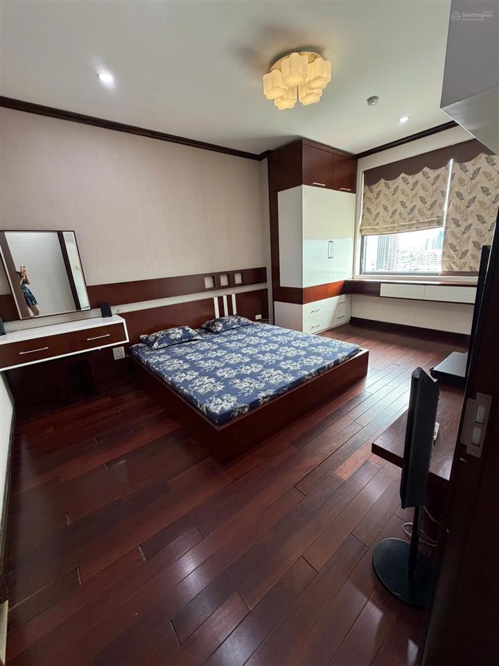Cho thuê căn hộ tại platinum diện tích 117m2 3 ngủ giá 25 triệu full nội thất tầng cao view thoáng