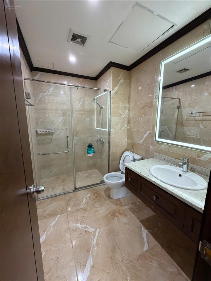 Cho thuê căn hộ tại platinum diện tích 117m2 3 ngủ giá 25 triệu full nội thất tầng cao view thoáng