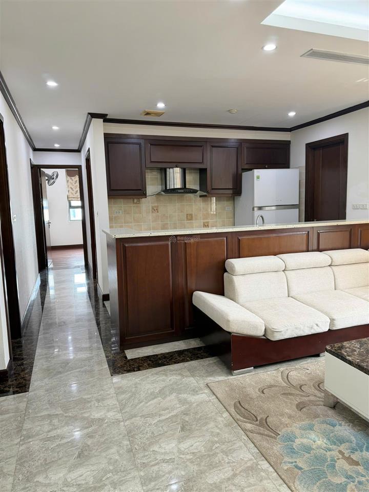 Cho thuê căn hộ tại platinum diện tích 117m2 3 ngủ giá 25 triệu full nội thất tầng cao view thoáng