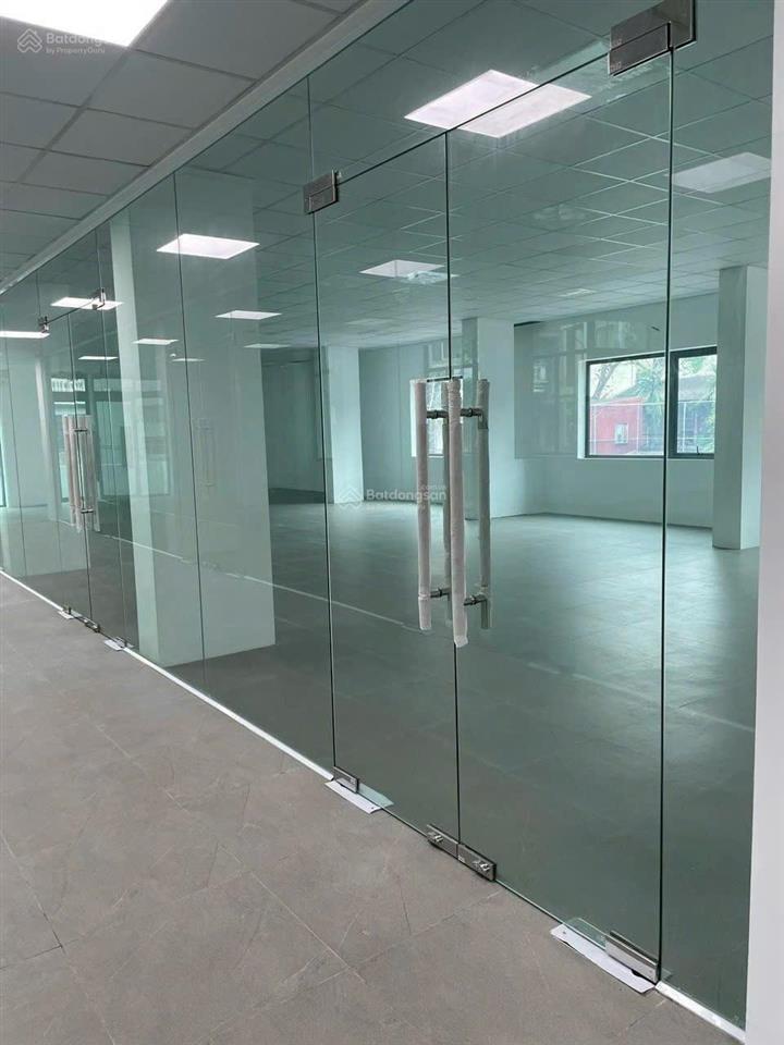 Cho thuê văn phòng tại fafilm nguyễn trãi diện tích 177 m2 giá 50 triệu vị trí trung tâm, siêu đẹp