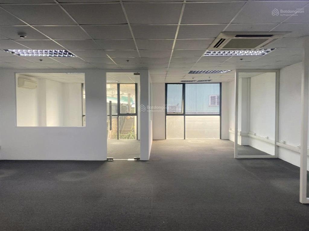 Cho thuê văn phòng tại platinum ba đình diện tích 55m2 giá 18 triệu gồm phí dv, view hồ hoàng cầu