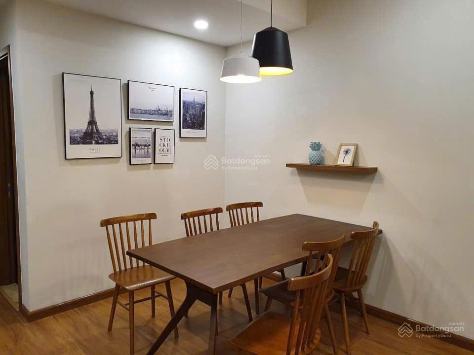 Cho thuê căn hộ tại 165 thái hà diện tích 70m2 2 ngủ giá 17 triệu đầy đủ nội thất tầng trung ở ngay