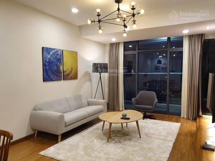 Cho thuê căn hộ tại 165 thái hà diện tích 70m2 2 ngủ giá 17 triệu đầy đủ nội thất tầng trung ở ngay