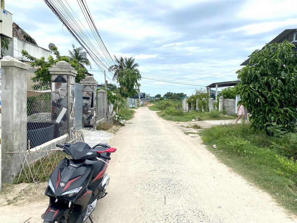 Bán đất có thổ cư, khu vực bàn cờ tân quý, cam thanh bắc.  0975 057 ***