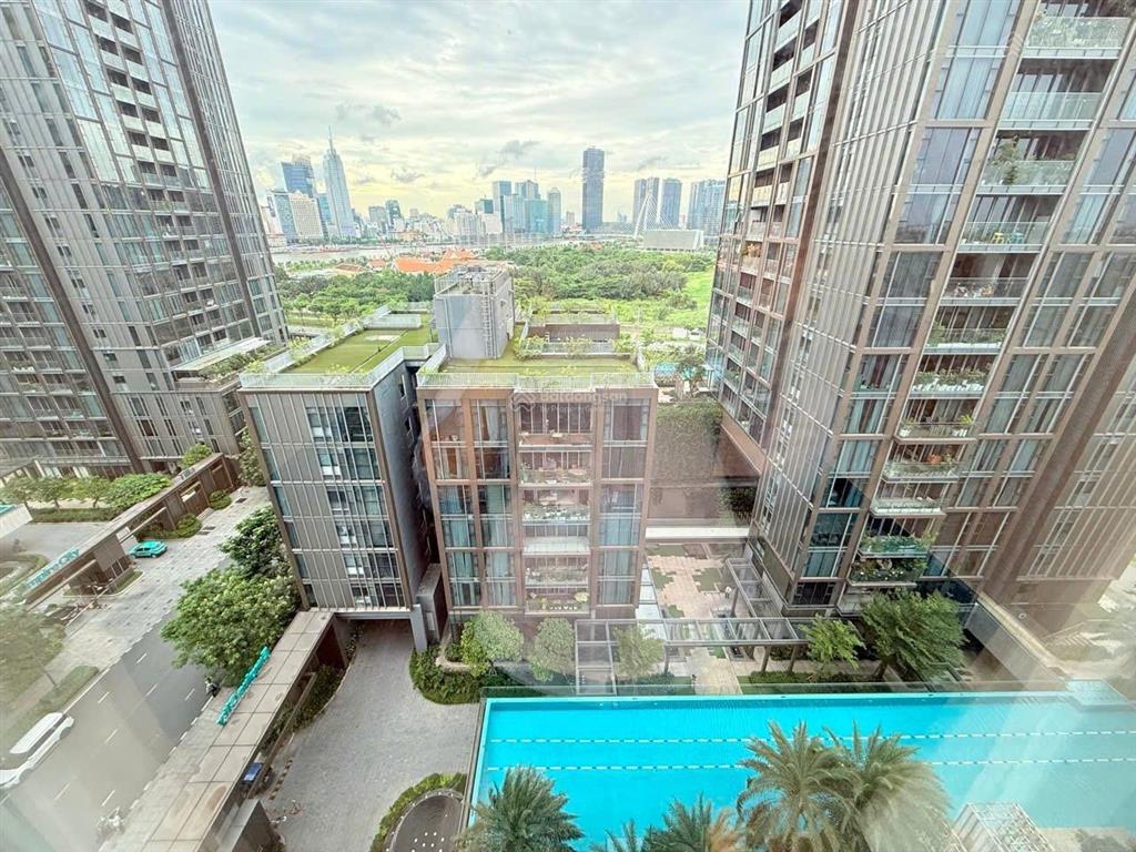 Cho thuê 3pn + 1 tại empire city  căn góc view pháo hoa  nội thất mới 100%
