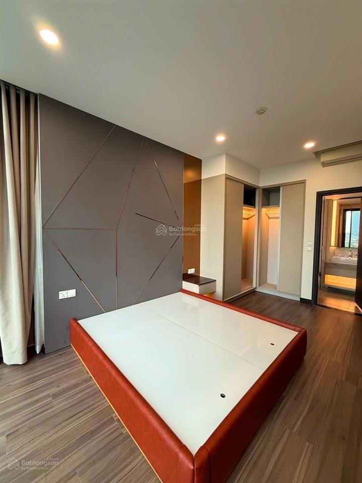 Cho thuê 3pn + 1 tại empire city  căn góc view pháo hoa  nội thất mới 100%