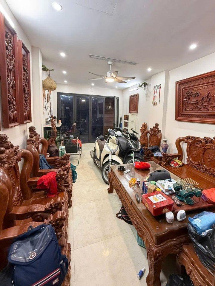 MẶT PHỐ THÁI HÀ – KINH DOANH TỐT 6 TẦNG TRUNG TÂM 