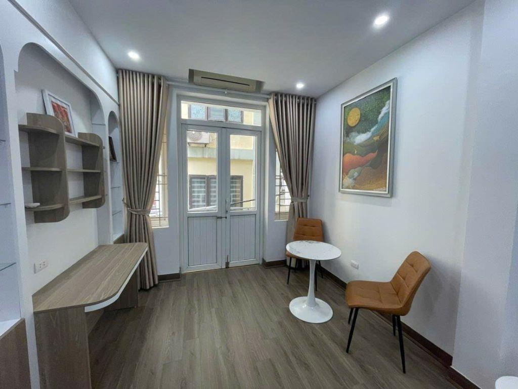 BÁN CĂN HỘ CT2C HOÀNG CẦU | HIẾM | VIEW HỒ | 69M² | 2PN | 3 BAN CÔNG | GIÁ 7.5 TỶ