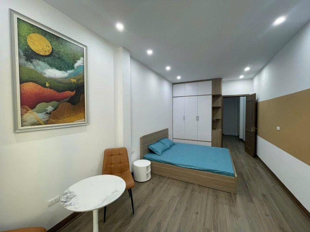 BÁN CĂN HỘ CT2C HOÀNG CẦU | HIẾM | VIEW HỒ | 69M² | 2PN | 3 BAN CÔNG | GIÁ 7.5 TỶ