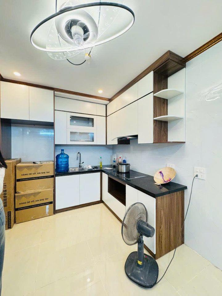 BÁN CĂN HỘ CAO CẤP ROYAL CITY | FULL NỘI THẤT |  – TÒA R2B | 131M² | 4PN GIÁ 17.9 TỶ