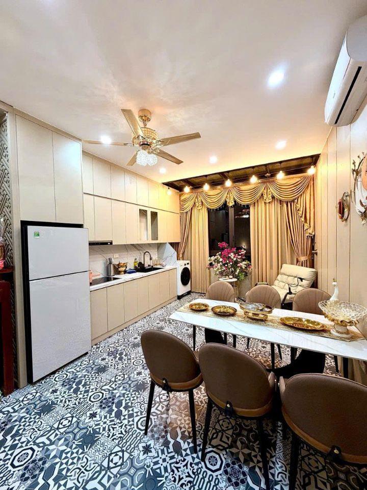 BÁN NHÀ MẶT PHỐ ĐÊ LA THÀNH | KINH DOANH TỐT | 42M² | 5 TẦNG | GIÁ 23 TỶ