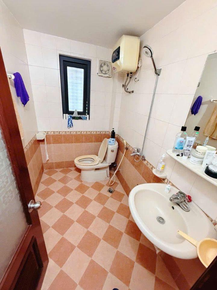 Cơ hội sở hữu nhà mặt phố Hoàng Ngân – tuyến phố trung tâm phát triển mạnh, phù hợp vừa ở vừa kinh doanh hoặc đầu tư kha