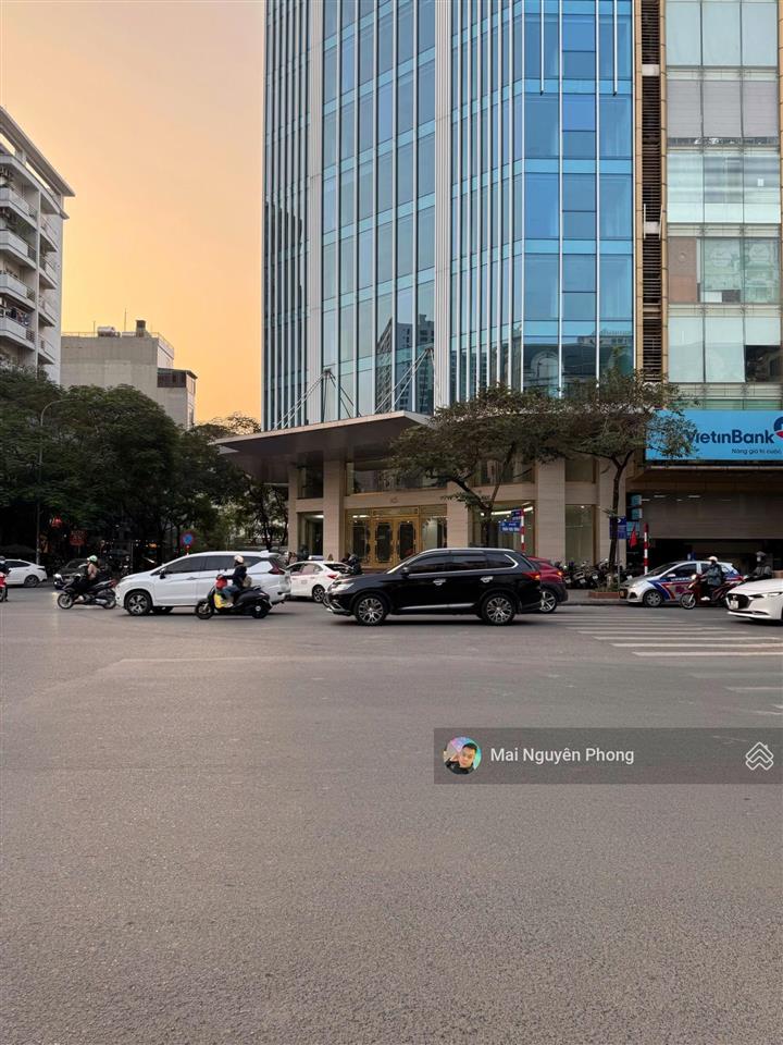 Bán building mặt phố cầu giấy,220m2x9t hầm,cho thuê 600tr/tháng,mt 12m,gpxd pccc do tp cấp,sang tên