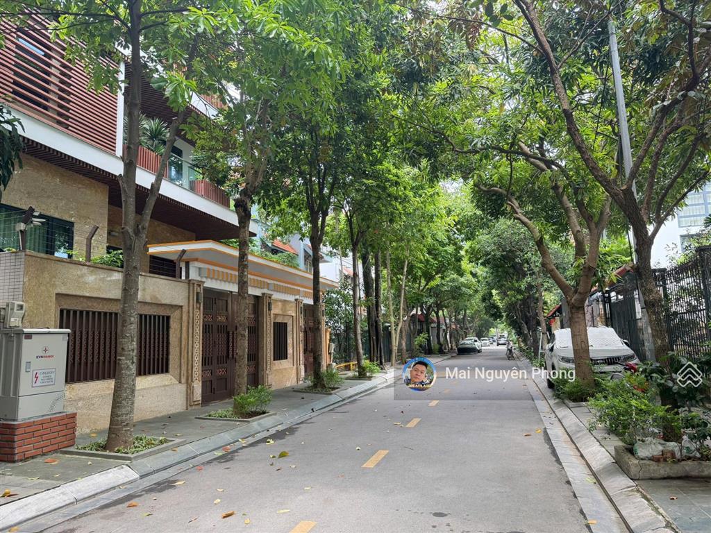 Bán nhà mặt phố trung hoà,90m2x5t thag máy 37tỷ5 đầu tư tích sản kđt trung hoà qh ổn định có vỉa hè