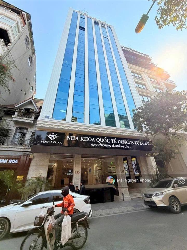 Bán đất mp trần thái tông,150m2 mt 10m,xây toà building ks hết ý,vỉa hè rộng,sổ vuông ko qh ko lỗi!