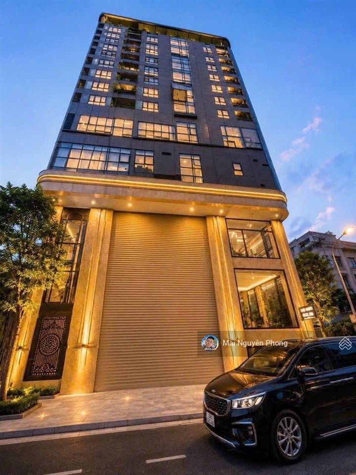 Bán building trương công giai,135m2x9t thông sàn có hầm,dt 300tr/tháng,vỉa hè 5m,sổ đẹp qh ổn định!
