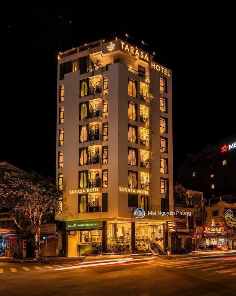 Apartment mp quảng an  âu cơ, 180m2 82,5 tỷ, không qh, thửa vuông đẹp, không lỗi lầm, xđ bán đất!
