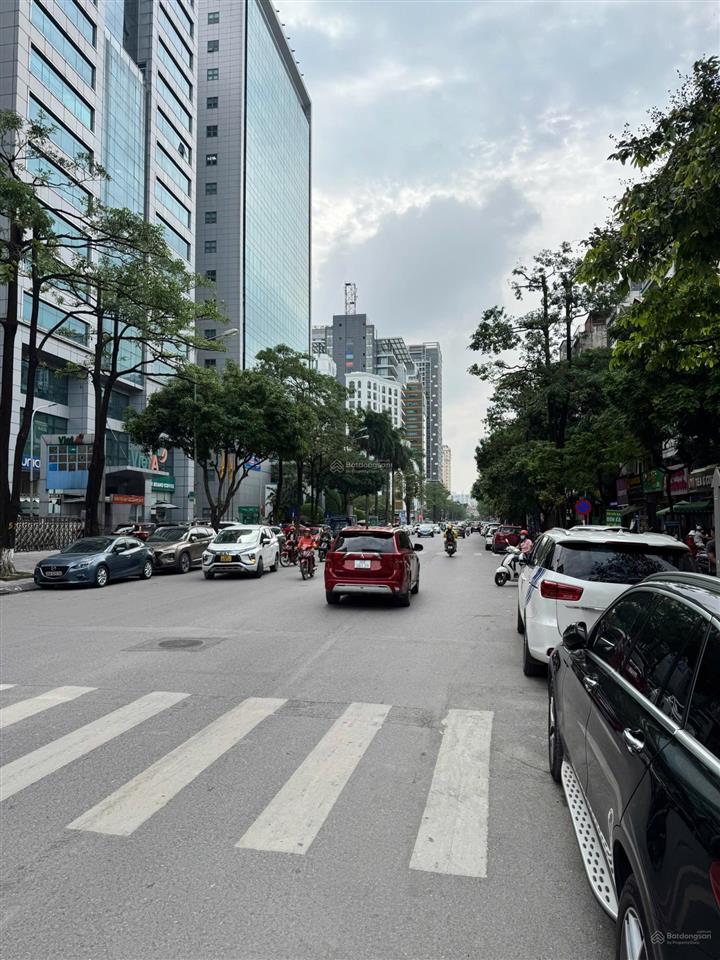 Bán building 9t tuệ tĩnh ,235m2 175tỷ,có hầm vỉa hè 2 chiều rộng,gpxd pccc hoàn công,dt 800tr/th!