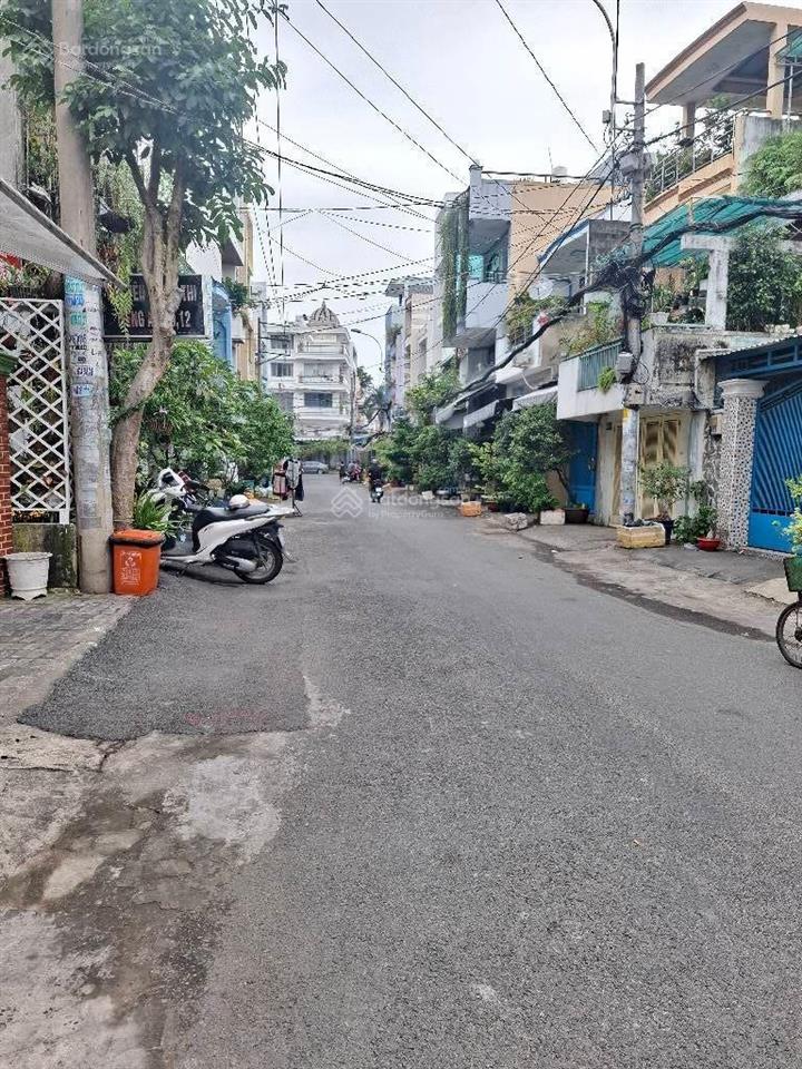 Nhà mặt tiền quận 6 cư xá phú lâm a .4mx19m.diện tích lớn giá tốt chỉ 9.1 tỷ còn thương lượng.