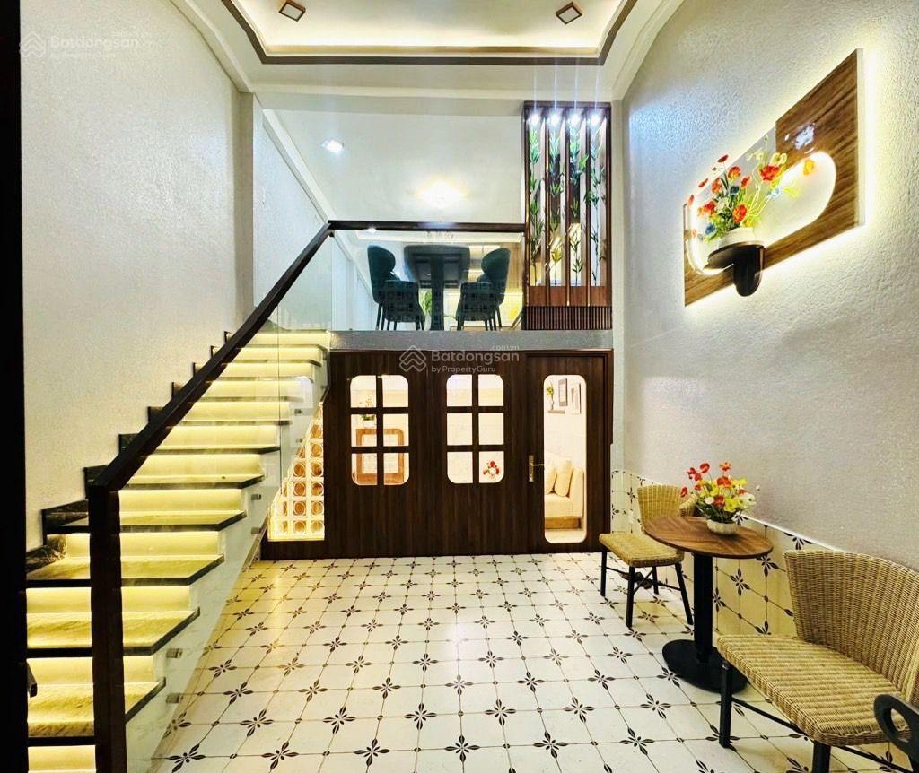 Nhà mới hậu giang quận 6, dt 4.1mx12m, 4 tầng kiên cố , chủ chào 6.79 tỷ còn thương lượng.