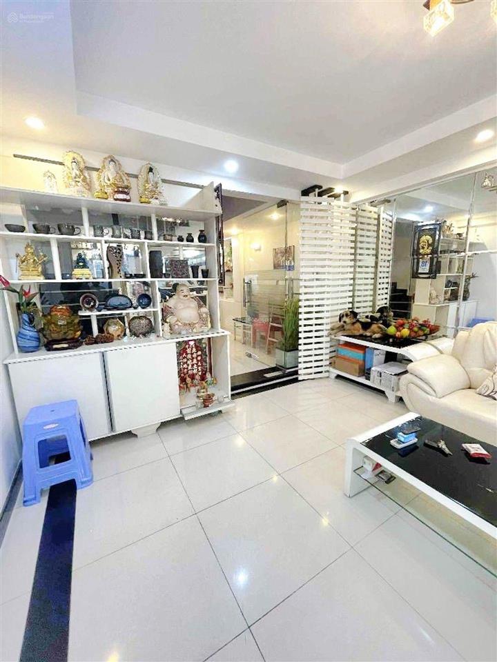 Mặt tiền 5 tầng khu bình phú quận 6, dt4mx20m, nội thất cao cấp, chủ thiện chí bán giá tốt.
