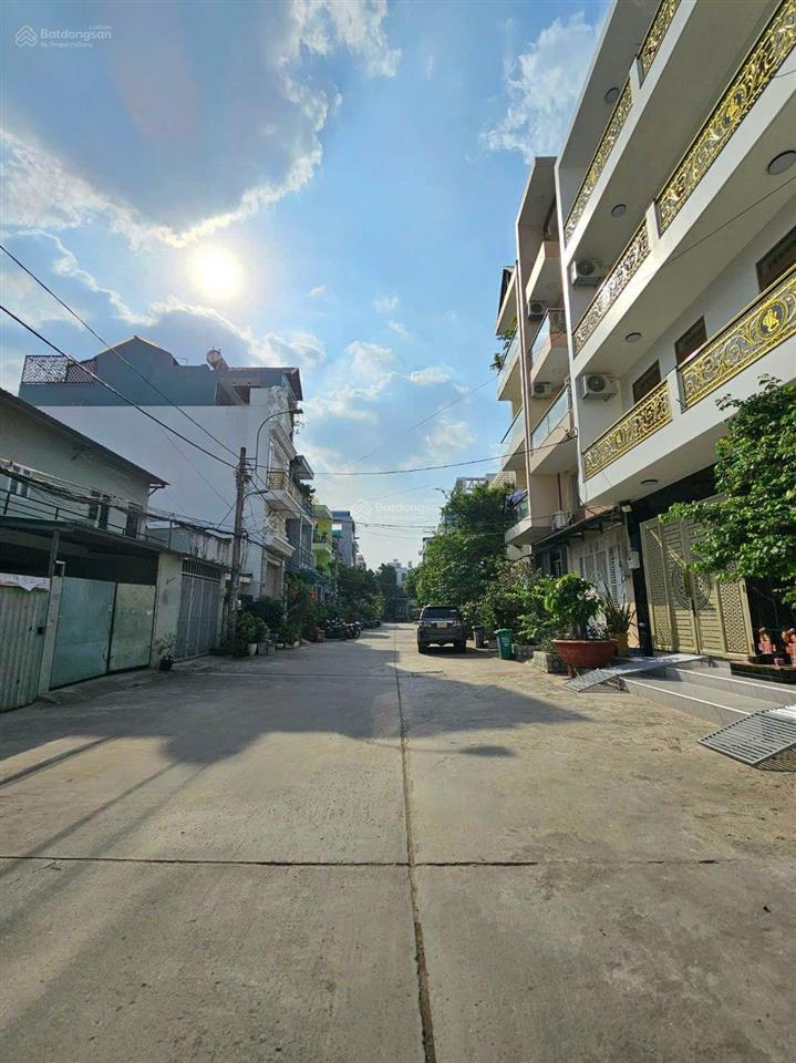 Mặt đường nhựa 12m nguyễn quý yêm giáp quận 6,diện tích 4x16.nhà cũ tiện xây mới.giá tốt khu vực...