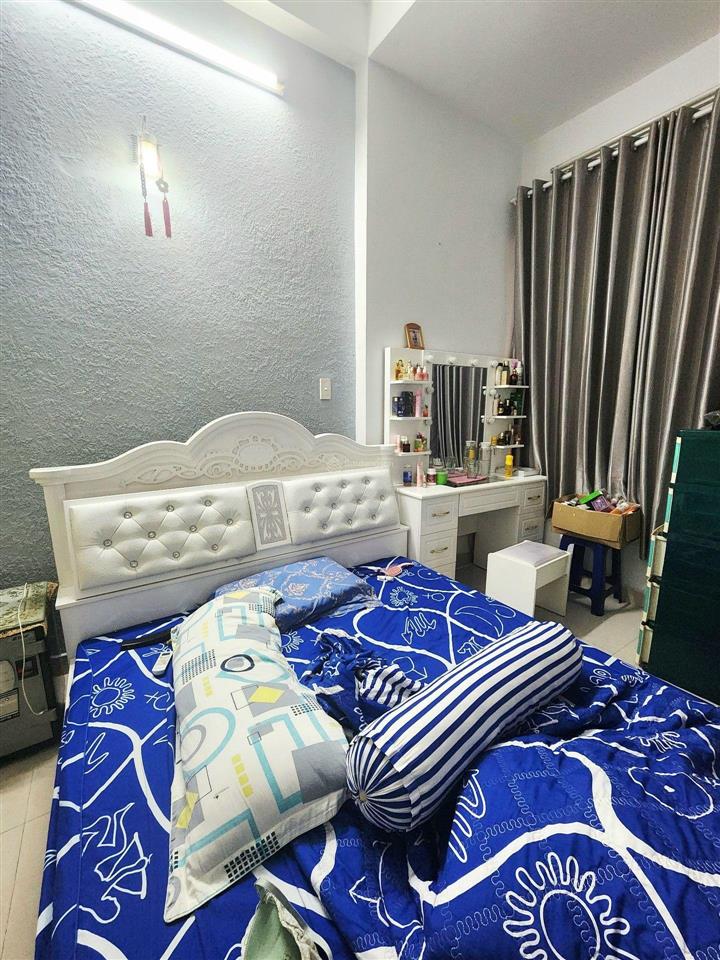 Hẻm ô tô bà hom quận 6, 3 tầng, 4.1mx14m. chủ chào 6.59 tỷ còn thương lượng.