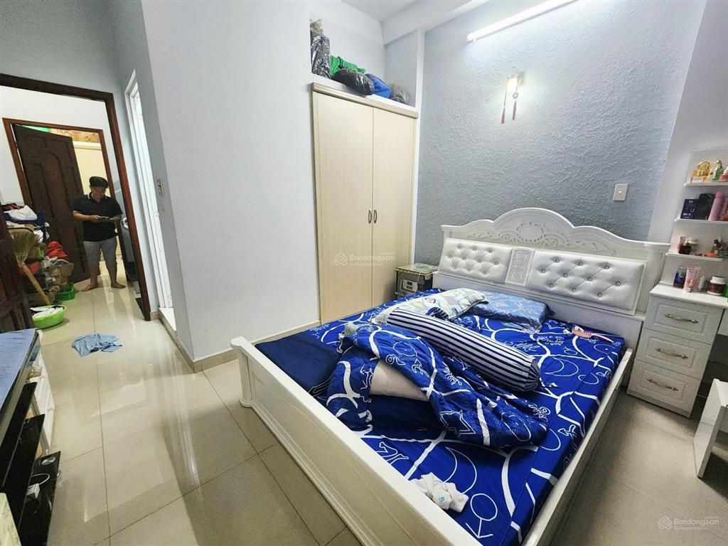 Hẻm ô tô bà hom quận 6, 3 tầng, 4.1mx14m. chủ chào 6.59 tỷ còn thương lượng.