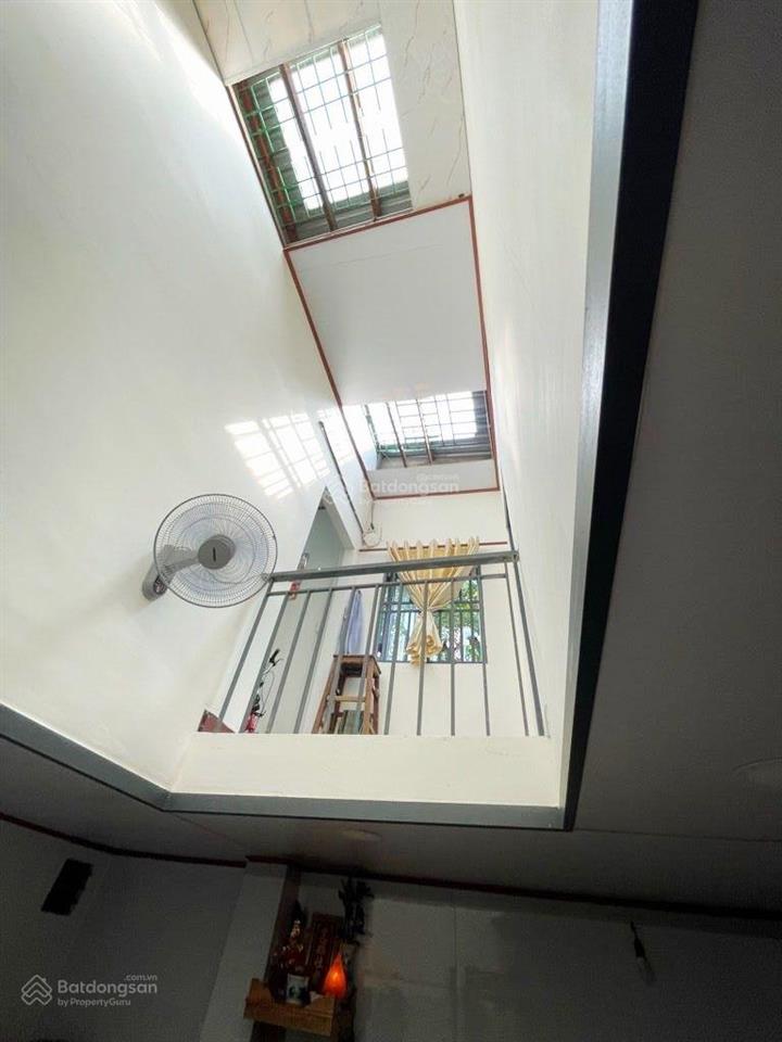Lò gốm quận 6 hẻm ô tô đỗ cửa, dt lớn 4.1mx20m nở hậu 4.6m, 2 tầng chủ chào 6.5 tỷ còn thương lượng