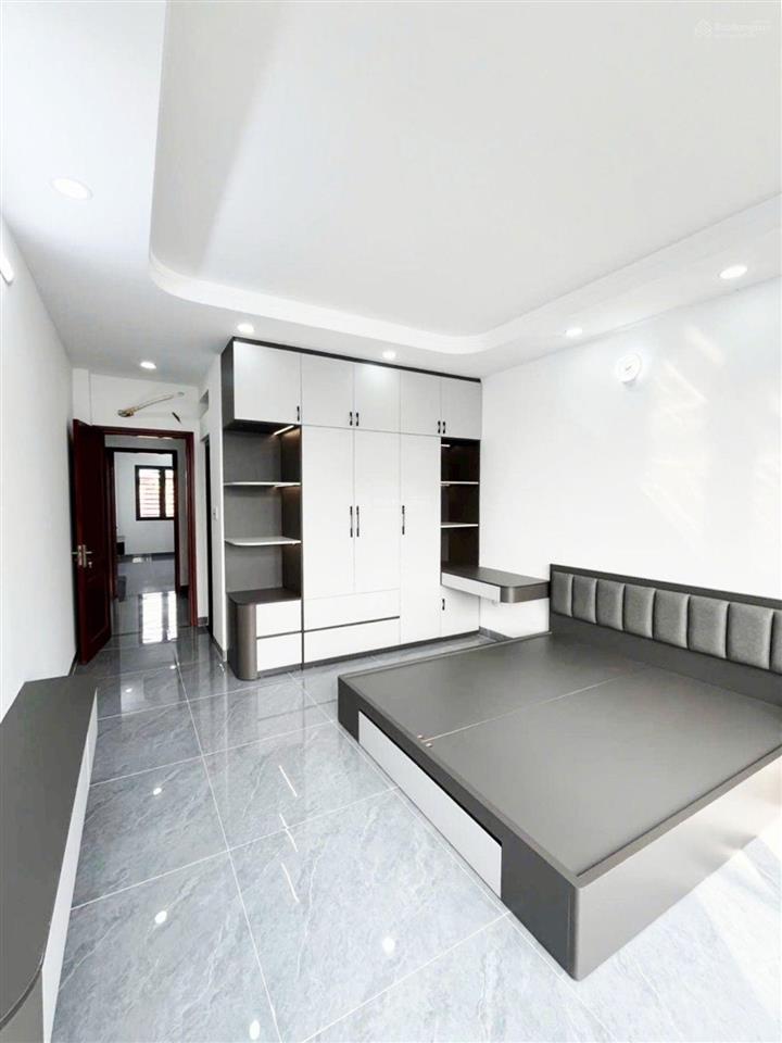 An dương vương ngay quận 6,dt 4mx20m. nhà mới 5 tầng hẻm ô tô ngủ trong nhà. chủ chào 8.49 tỷ tl