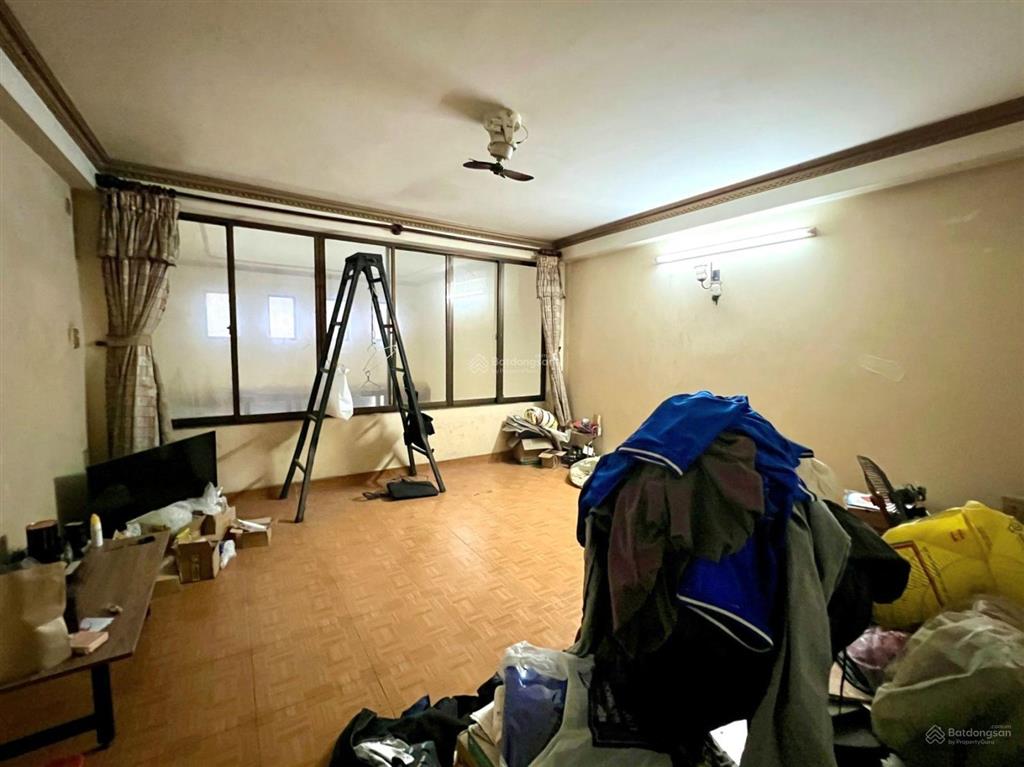 Tân hòa đông quận 6, dt 4.2mx21m nở hậu 5m. 4 tầng. tương lai thành mặt tiền đường. tiềm năng lớn.