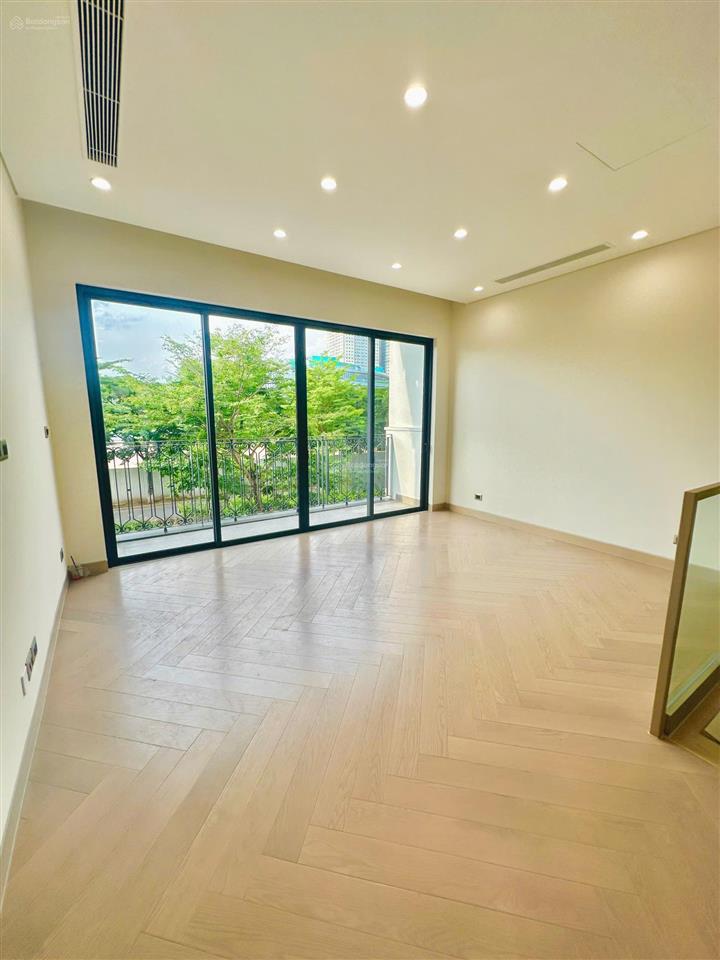 Cần bán shophouse the manor central park 75m2, 5 tầng