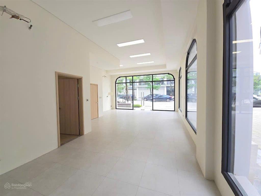 Bán căn góc shophouse the manor central park 99m2 5 tầng