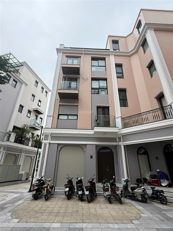 Bán căn góc shophouse the manor central park 99m2 5 tầng