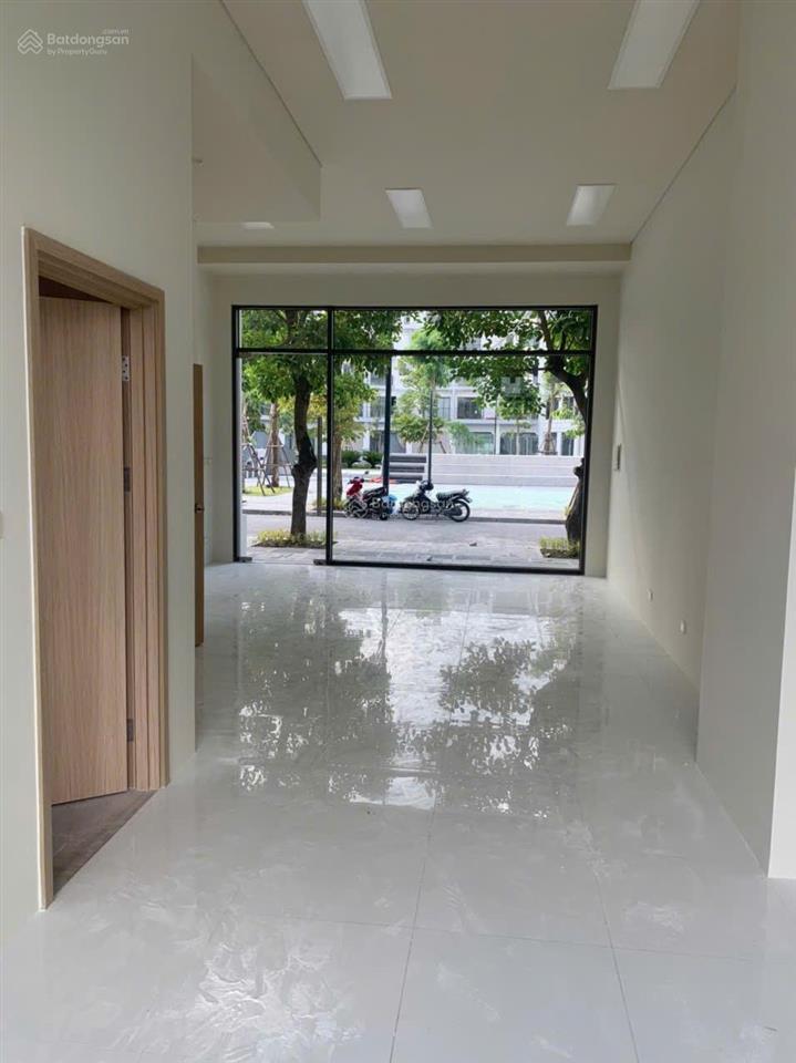 Cần bán căn shophouse 75m2, 5 tầng tại kđt the manor centrak park