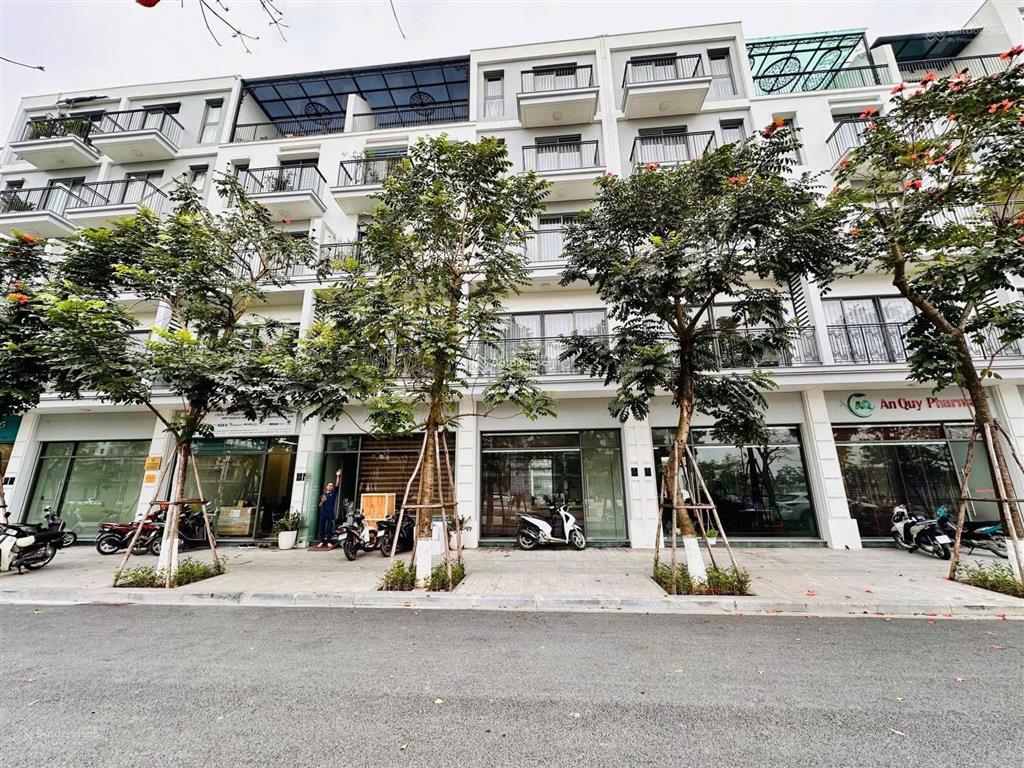 Cần bán căn shophouse 75m2, 5 tầng tại kđt the manor centrak park