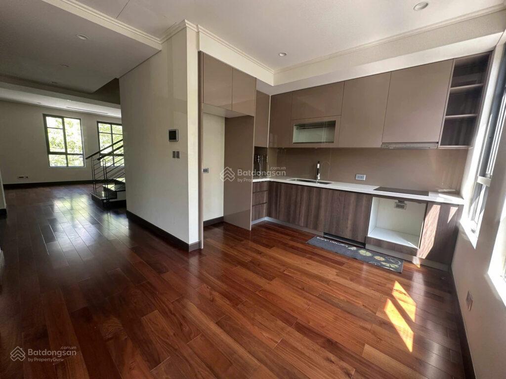 Cần bán căn shophouse the manor central park 99m2, 4 tầng