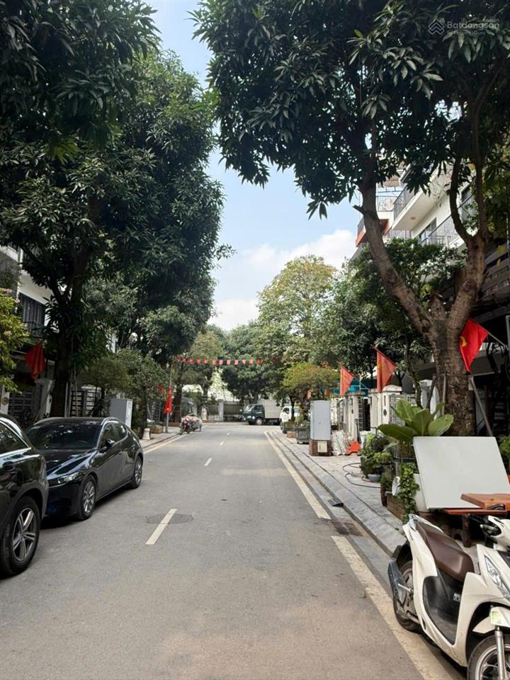 Cần bán nhà 82.5m2, 4 tầng ở kđt eden rose, gần công viên chu văn an