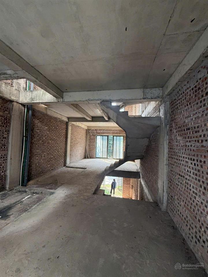 Cần bán nhà 82.5m2, 4 tầng ở kđt eden rose, gần công viên chu văn an