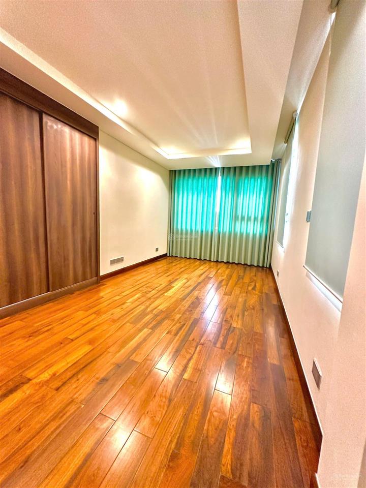 Bán biệt thự the manor central park 200m2, có hồ bơi, thang máy, gara để xe