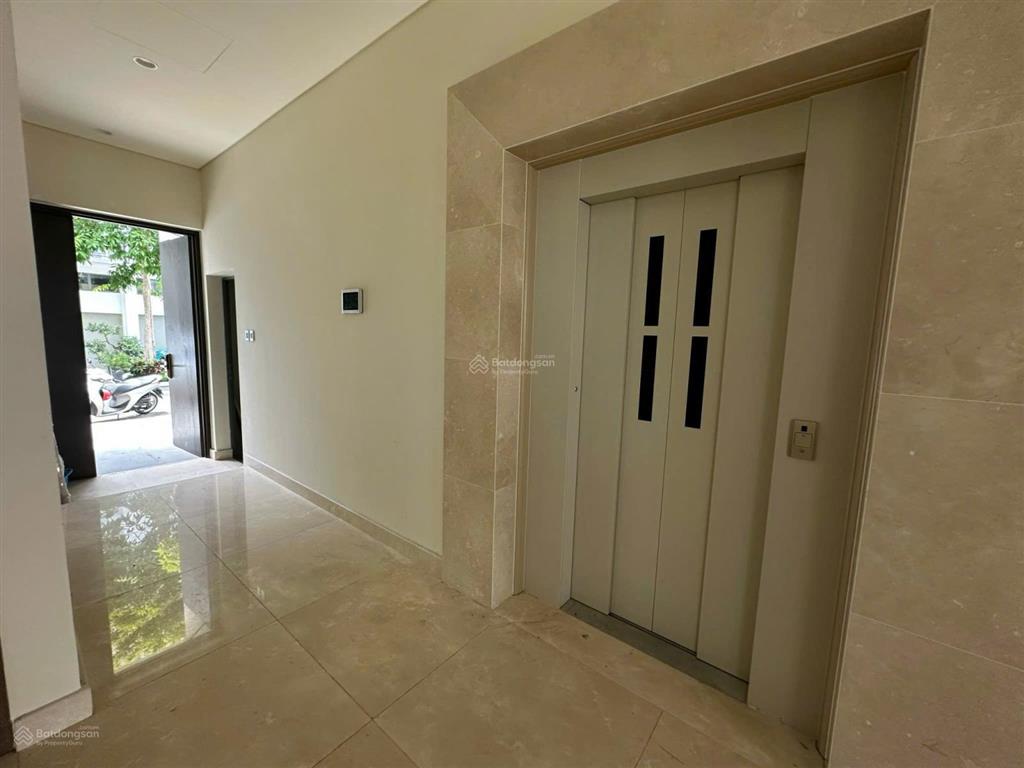 Cho thuê biệt thự the manor central park 160m, 4 tầng, có thang máy