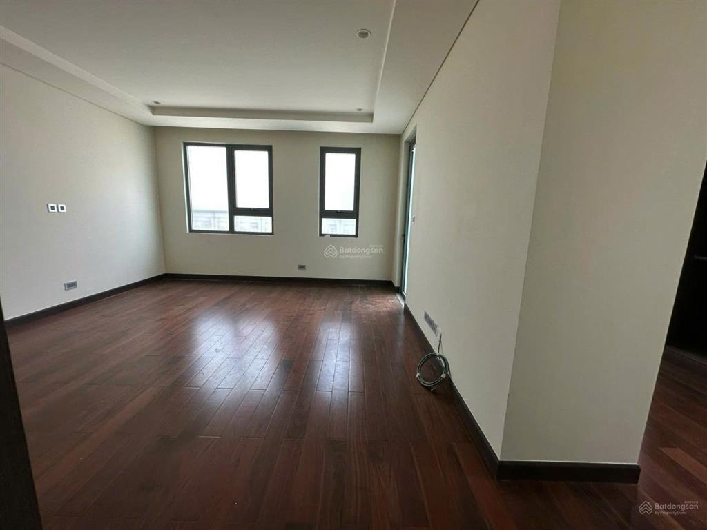 Cho thuê biệt thự the manor central park 160m, 4 tầng, có thang máy