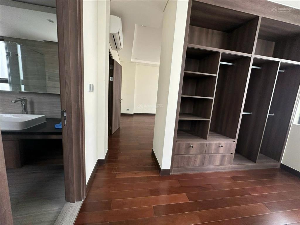 Cho thuê biệt thự the manor central park 160m, 4 tầng, có thang máy