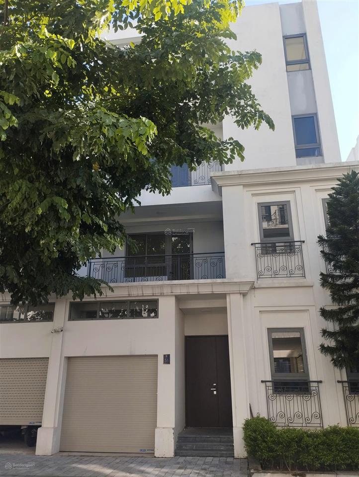 Cho thuê biệt thự the manor central park 160m, 4 tầng, có thang máy